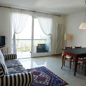 https://panoramica-1.hotelinveneto.com